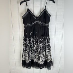 BCBMaxAzria Women’s‎ Dress spaghetti strap size 6 black , cream tulle layer